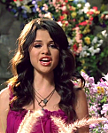 Selena_Gomez_-_Fly_to_Your_Heart_-_YouTube_28720p29_mp40067.png