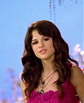Selena_Gomez_-_Fly_to_Your_Heart_-_YouTube_28720p29_mp40076.png