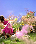 Selena_Gomez_-_Fly_to_Your_Heart_-_YouTube_28720p29_mp40095.png
