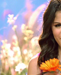 Selena_Gomez_-_Fly_to_Your_Heart_-_YouTube_28720p29_mp40100.png