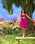 Selena_Gomez_-_Fly_to_Your_Heart_-_YouTube_28720p29_mp40117.png