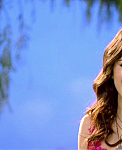 Selena_Gomez_-_Fly_to_Your_Heart_-_YouTube_28720p29_mp40122.png