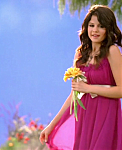 Selena_Gomez_-_Fly_to_Your_Heart_-_YouTube_28720p29_mp40125.png