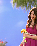 Selena_Gomez_-_Fly_to_Your_Heart_-_YouTube_28720p29_mp40128.png
