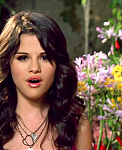 Selena_Gomez_-_Fly_to_Your_Heart_-_YouTube_28720p29_mp40187.png