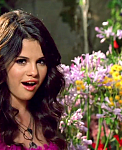 Selena_Gomez_-_Fly_to_Your_Heart_-_YouTube_28720p29_mp40189.png