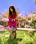 Selena_Gomez_-_Fly_to_Your_Heart_-_YouTube_28720p29_mp40192.png