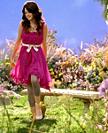 Selena_Gomez_-_Fly_to_Your_Heart_-_YouTube_28720p29_mp40193.png
