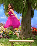 Selena_Gomez_-_Fly_to_Your_Heart_-_YouTube_28720p29_mp40202.png