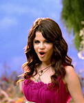 Selena_Gomez_-_Fly_to_Your_Heart_-_YouTube_28720p29_mp40214.png