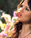 Selena_Gomez_-_Fly_to_Your_Heart_-_YouTube_28720p29_mp40241.png