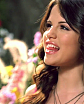 Selena_Gomez_-_Fly_to_Your_Heart_-_YouTube_28720p29_mp40242.png