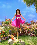 Selena_Gomez_-_Fly_to_Your_Heart_-_YouTube_28720p29_mp40277.png