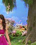 Selena_Gomez_-_Fly_to_Your_Heart_-_YouTube_28720p29_mp40316.png