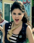 Selena_Gomez_-_Tell_Me_Something_I_Don_t_Know_-_YouTube_28480p29_mp40210.png