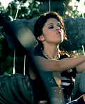 Selena_Gomez_-_Tell_Me_Something_I_Don_t_Know_-_YouTube_28480p29_mp40226.png