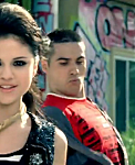 Selena_Gomez_-_Tell_Me_Something_I_Don_t_Know_-_YouTube_28480p29_mp40308.png