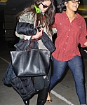 Selena_Gomez_arriving_at_LAX_Airport_010513_31.jpg