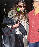 Selena_Gomez_arriving_at_LAX_Airport_010513_33.jpg