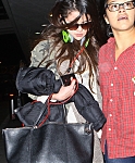 Selena_Gomez_arriving_at_LAX_Airport_010513_35.jpg
