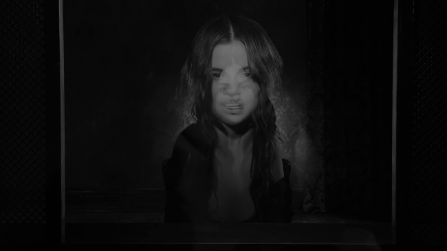 Selena_Gomez_-_Lose_You_To_Love_Me_28Official_Music_Video29_-_YouTube_281080p29_mp40995.png