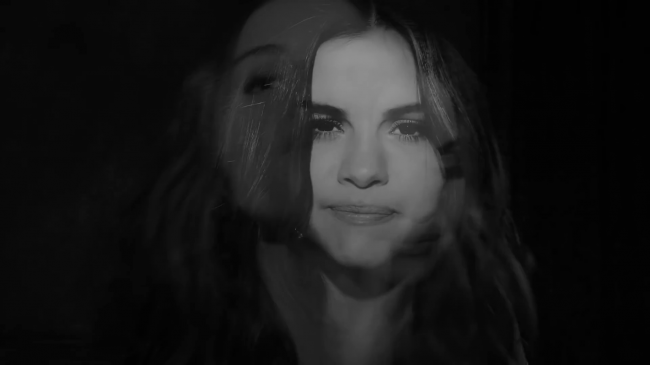 Selena_Gomez_-_Lose_You_To_Love_Me_28Official_Music_Video29_-_YouTube_281080p29_mp41035.png