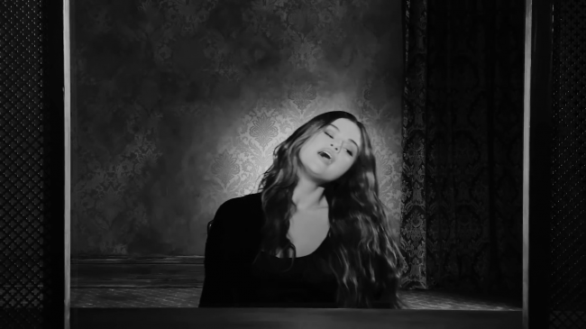 Selena_Gomez_-_Lose_You_To_Love_Me_28Official_Music_Video29_-_YouTube_281080p29_mp41040.png