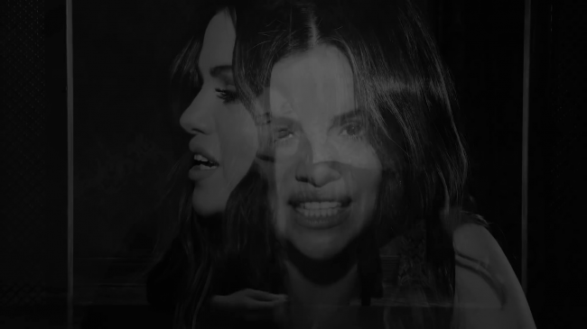 Selena_Gomez_-_Lose_You_To_Love_Me_28Official_Music_Video29_-_YouTube_281080p29_mp41064.png