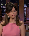 Selena_Gomez20Reacts_to_Wizards_of_Waverly_Place_Theme_Inspiring_Billie_Eilish_s_Bad_Guy_-_YouTube_281080p29_mp40100.png
