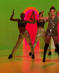 Selena_Gomez_-_Look_At_Her_Now_28Official_Music_Video29_-_YouTube_281080p29_mp41130.png