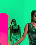 Selena_Gomez_-_Look_At_Her_Now_28Official_Music_Video29_-_YouTube_281080p29_mp41133.png