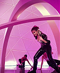 Selena_Gomez_-_Look_At_Her_Now_28Official_Music_Video29_-_YouTube_281080p29_mp41155.png