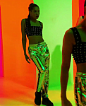 Selena_Gomez_-_Look_At_Her_Now_28Official_Music_Video29_-_YouTube_281080p29_mp41178.png
