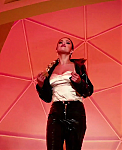 Selena_Gomez_-_Look_At_Her_Now_28Official_Music_Video29_-_YouTube_281080p29_mp41228.png