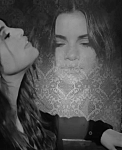 Selena_Gomez_-_Lose_You_To_Love_Me_28Official_Music_Video29_-_YouTube_281080p29_mp40991.png