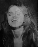 Selena_Gomez_-_Lose_You_To_Love_Me_28Official_Music_Video29_-_YouTube_281080p29_mp41061.png