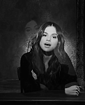 Selena_Gomez_-_Lose_You_To_Love_Me_28Official_Music_Video29_-_YouTube_281080p29_mp41087.png