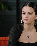 Selena_Gomez_-_Zane_Lowe__Apple_Music_Rare_Interview_mp40779.png