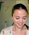 Selena_Gomez_s_Guide_to_the_Perfect_Cat_Eye___Beauty_Secrets___Vogue_-_YouTube_281080p29_mp40257.png
