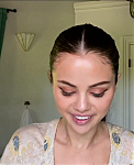 Selena_Gomez_s_Guide_to_the_Perfect_Cat_Eye___Beauty_Secrets___Vogue_-_YouTube_281080p29_mp40419.png