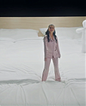 benny_blanco2C_Tainy2C_Selena_Gomez2C_J__Balvin_-_I_Can_t_Get_Enough_28Official_Music_Video29_-_YouTube_281080p29_mp40868.png