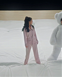 benny_blanco2C_Tainy2C_Selena_Gomez2C_J__Balvin_-_I_Can_t_Get_Enough_28Official_Music_Video29_-_YouTube_281080p29_mp40872.png