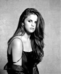 Selena_Gomez_-_Kill_Em_With_Kindness_mp40248.jpg