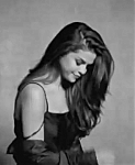 Selena_Gomez_-_Kill_Em_With_Kindness_mp40409.jpg