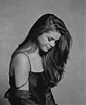 Selena_Gomez_-_Kill_Em_With_Kindness_mp40411.jpg