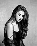 Selena_Gomez_-_Kill_Em_With_Kindness_mp40429.jpg