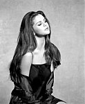 Selena_Gomez_-_Kill_Em_With_Kindness_mp40786.jpg