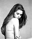 Selena_Gomez_-_Kill_Em_With_Kindness_mp43018.jpg