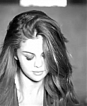 Selena_Gomez_-_Kill_Em_With_Kindness_mp44393.jpg