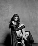 Selena_Gomez_-_Kill_Em_With_Kindness_mp44446.jpg